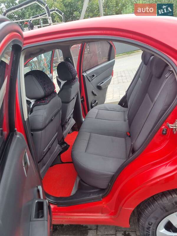 Седан Chevrolet Aveo 2008 в Млиніві