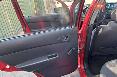 Седан Chevrolet Aveo 2010 в 