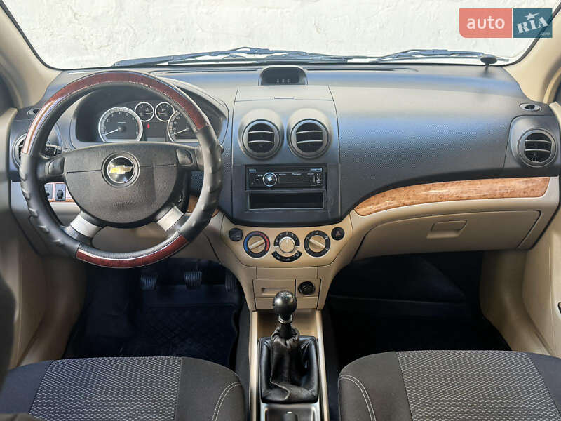 Седан Chevrolet Aveo 2008 в Киеве