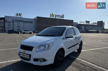 Хэтчбек Chevrolet Aveo 2011 в Киеве