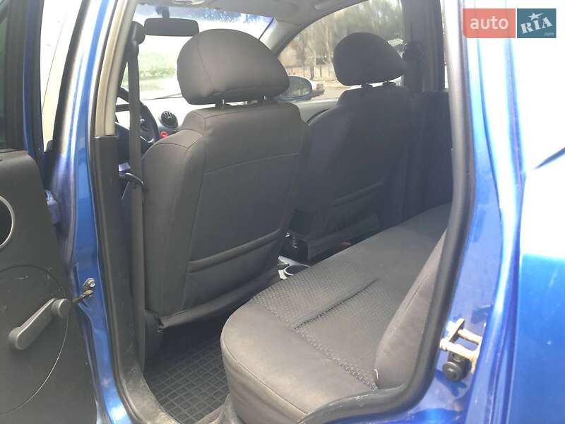 Хэтчбек Chevrolet Aveo 2006 в Николаеве