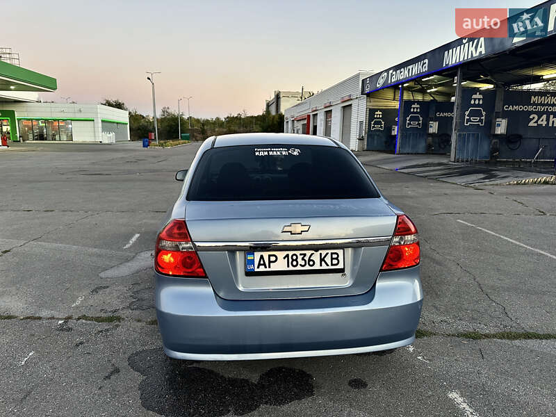 Седан Chevrolet Aveo 2008 в Запорожье