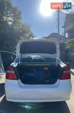 Седан Chevrolet Aveo 2006 в 