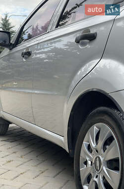 Седан Chevrolet Aveo 2007 в 
