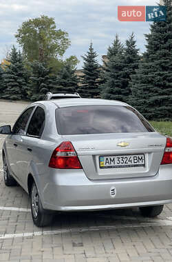 Седан Chevrolet Aveo 2007 в 