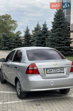 Седан Chevrolet Aveo 2007 в 