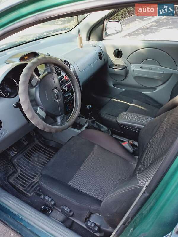 Седан Chevrolet Aveo 2004 в Одессе