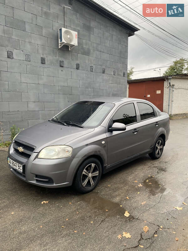 Седан Chevrolet Aveo 2006 в Ирпене