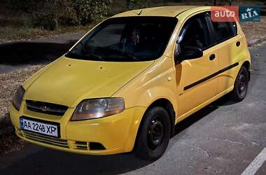 Хэтчбек Chevrolet Aveo 2006 в 