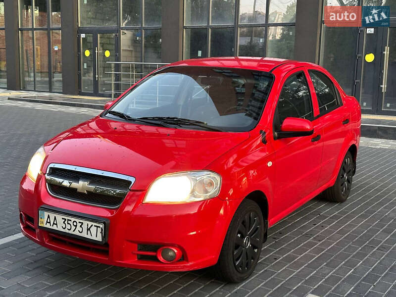 Седан Chevrolet Aveo 2007 в Полтаве