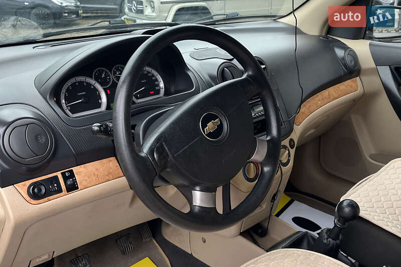 Седан Chevrolet Aveo 2007 в Стрые