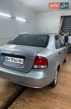 Седан Chevrolet Aveo 2005 в 