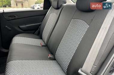 Седан Chevrolet Aveo 2011 в 