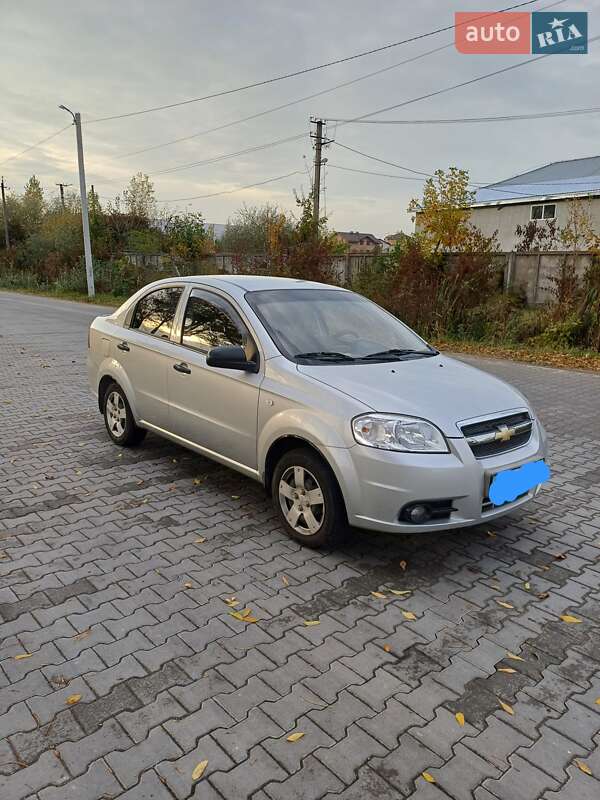 Седан Chevrolet Aveo 2007 в Львове
