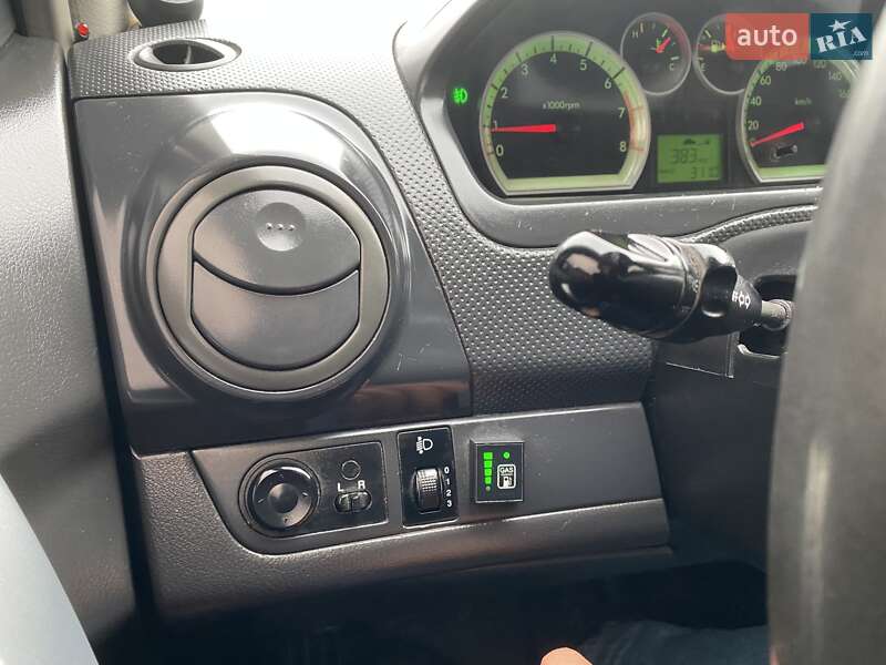 Седан Chevrolet Aveo 2007 в Теребовле