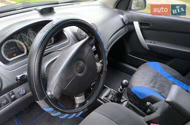 Седан Chevrolet Aveo 2007 в Киеве