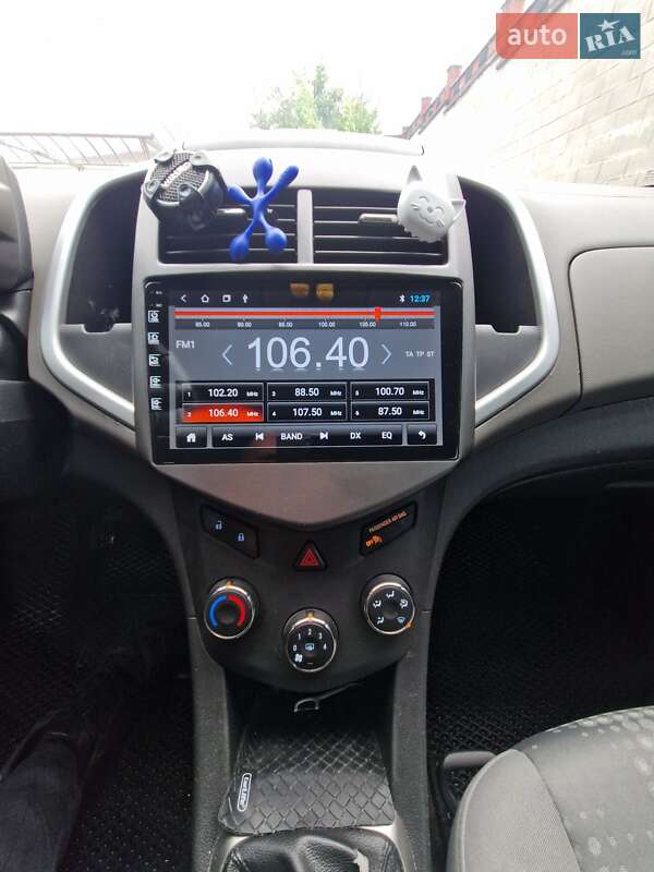 Хэтчбек Chevrolet Aveo 2012 в Ровно