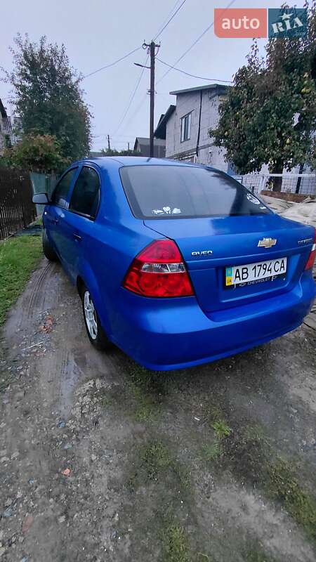 Седан Chevrolet Aveo 2011 в Виннице