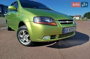 Седан Chevrolet Aveo 2004 в Харькове