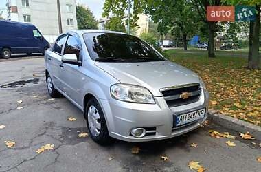 Седан Chevrolet Aveo 2006 в Киеве