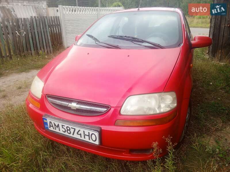 Седан Chevrolet Aveo 2004 в Малине