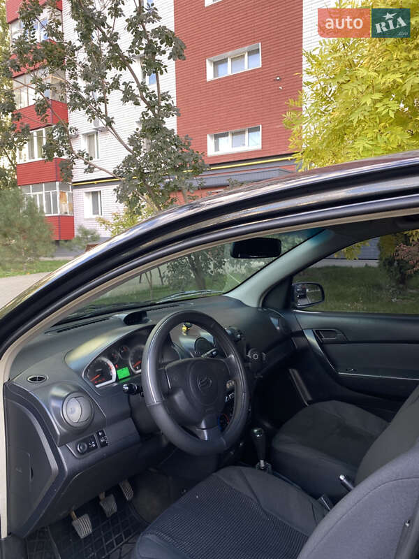 Седан Chevrolet Aveo 2013 в Запорожье