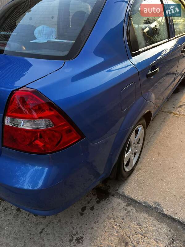 Седан Chevrolet Aveo 2008 в Килии