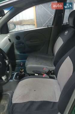 Седан Chevrolet Aveo 2005 в 