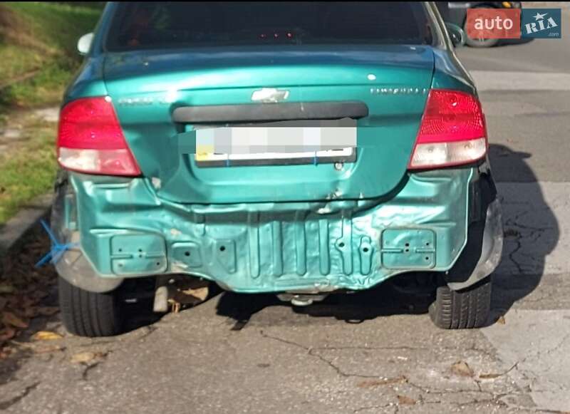 Седан Chevrolet Aveo 2005 в Ізмаїлі