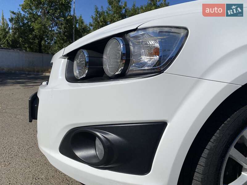 Хэтчбек Chevrolet Aveo 2012 в Николаеве фото 41 Хэтчбек Chevrolet Aveo 2012 в Николаеве