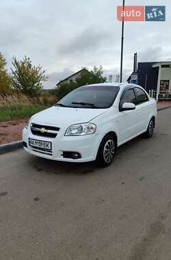 Седан Chevrolet Aveo 2008 в Киеве