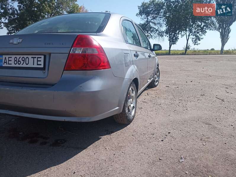Седан Chevrolet Aveo 2006 в Верхнеднепровске