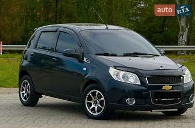 Хетчбек Chevrolet Aveo 2008 в Дніпрі