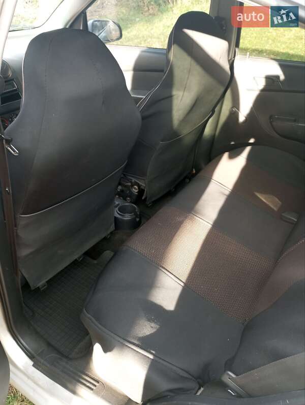 Седан Chevrolet Aveo 2010 в Харькове фото 11 Седан Chevrolet Aveo 2010 в Харькове