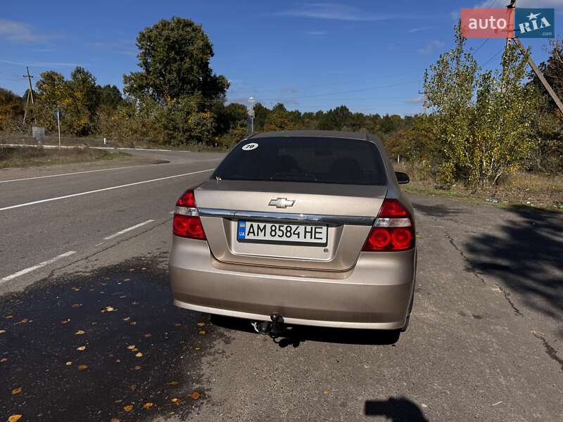 Седан Chevrolet Aveo 2008 в Вилково