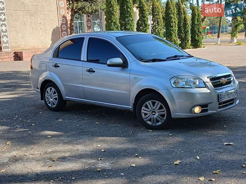 Седан Chevrolet Aveo 2008 в Чернівцях фото 5 Седан Chevrolet Aveo 2008 в Чернівцях