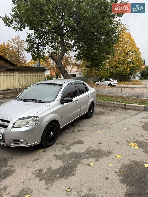 Седан Chevrolet Aveo 2008 в Харькове