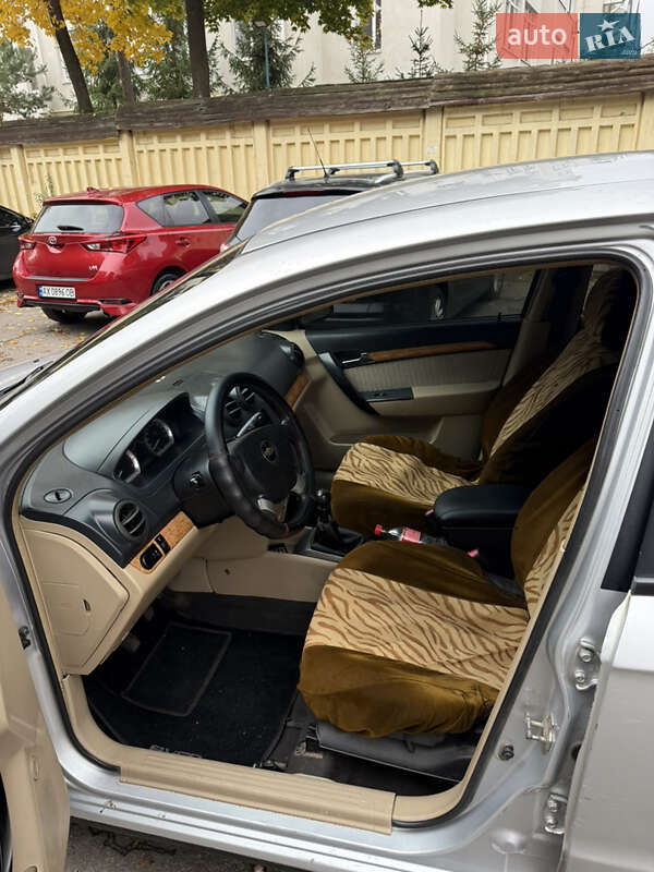 Седан Chevrolet Aveo 2008 в Харькове