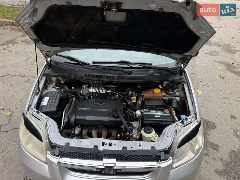 Седан Chevrolet Aveo 2008 в Харькове