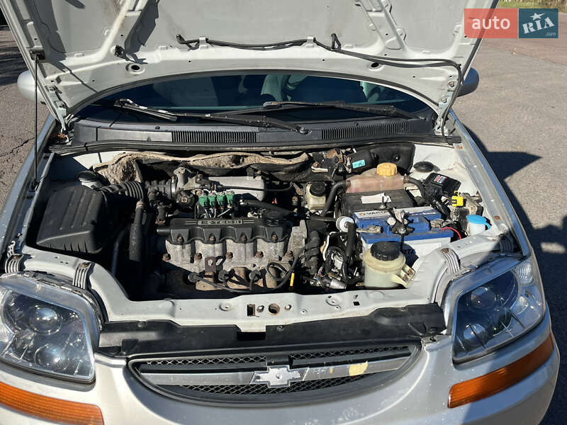 Седан Chevrolet Aveo 2005 в Бердичеве