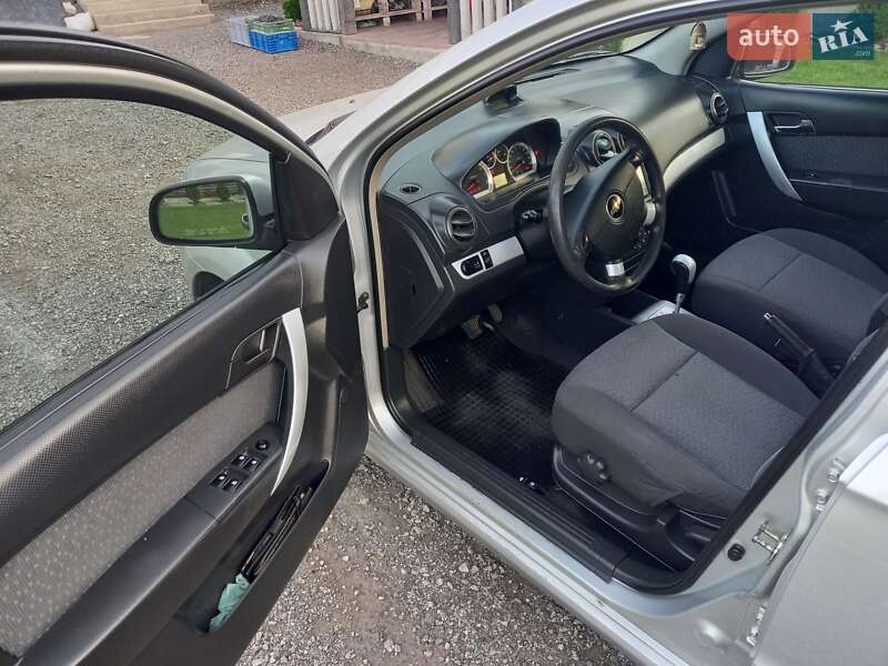 Седан Chevrolet Aveo 2008 в Запорожье фото 4 Седан Chevrolet Aveo 2008 в Запорожье