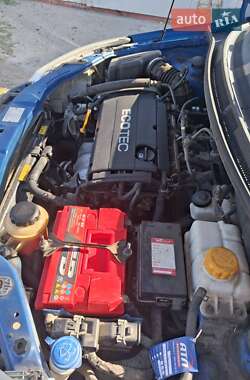 Хетчбек Chevrolet Aveo 2008 в 