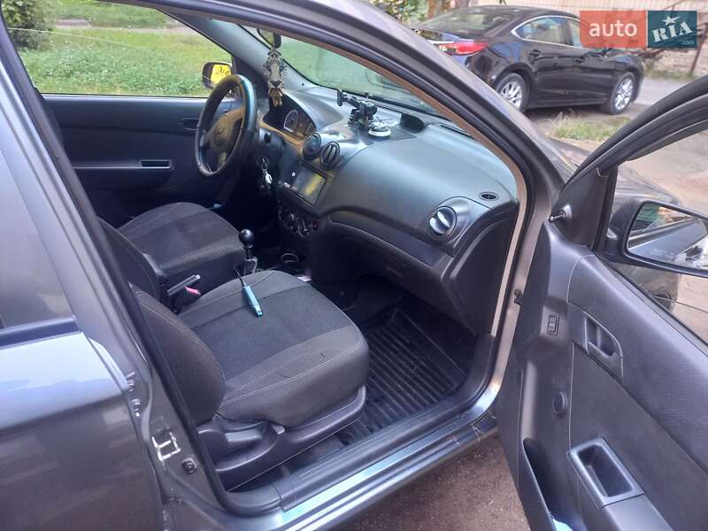 Седан Chevrolet Aveo 2008 в Києві