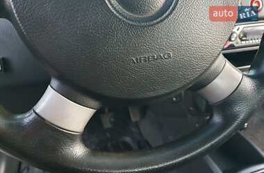 Седан Chevrolet Aveo 2006 в 