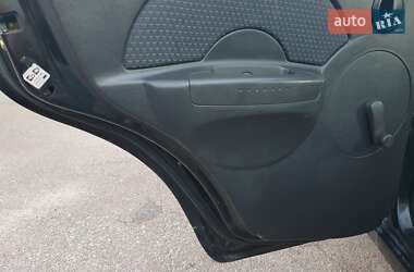 Седан Chevrolet Aveo 2006 в 