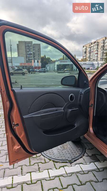 Хэтчбек Chevrolet Aveo 2007 в Хмельницком