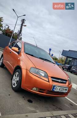 Седан Chevrolet Aveo 2005 в Киеве