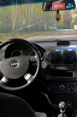 Седан Chevrolet Aveo 2006 в 