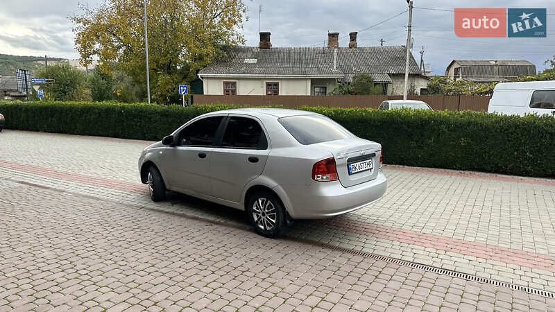Седан Chevrolet Aveo 2005 в Могилев-Подольске фото 2 Седан Chevrolet Aveo 2005 в Могилев-Подольске
