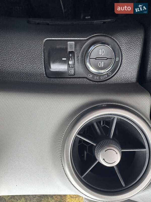 Седан Chevrolet Aveo 2014 в Полтаве